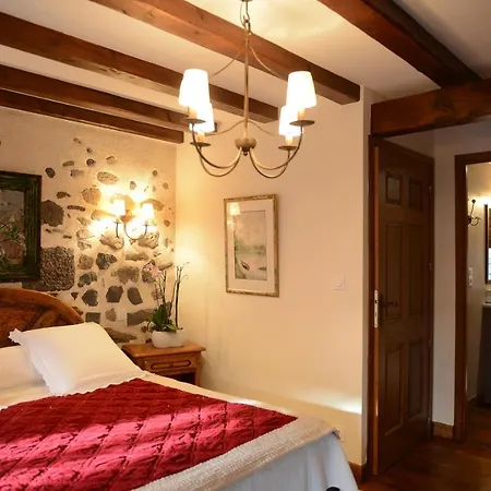 L'escale De Camille - * Murat (Cantal)